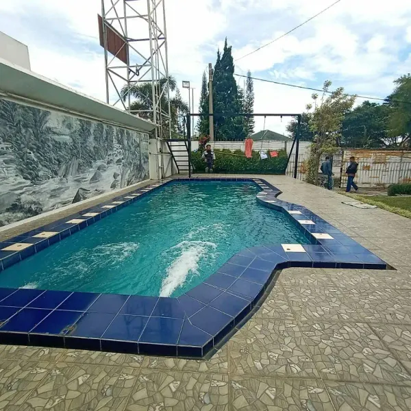 Villa Alhamur Puncak Resort