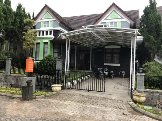 Villa Fa1-3 Kota Bunga - Villa di Puncak