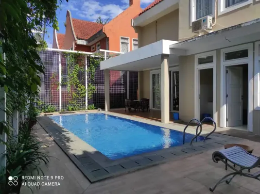 Villa Uri Kota Bunga - Villa di Puncak