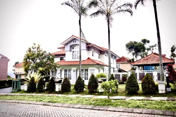 Villa Truly 1 Puncak Resort - Villa di Puncak