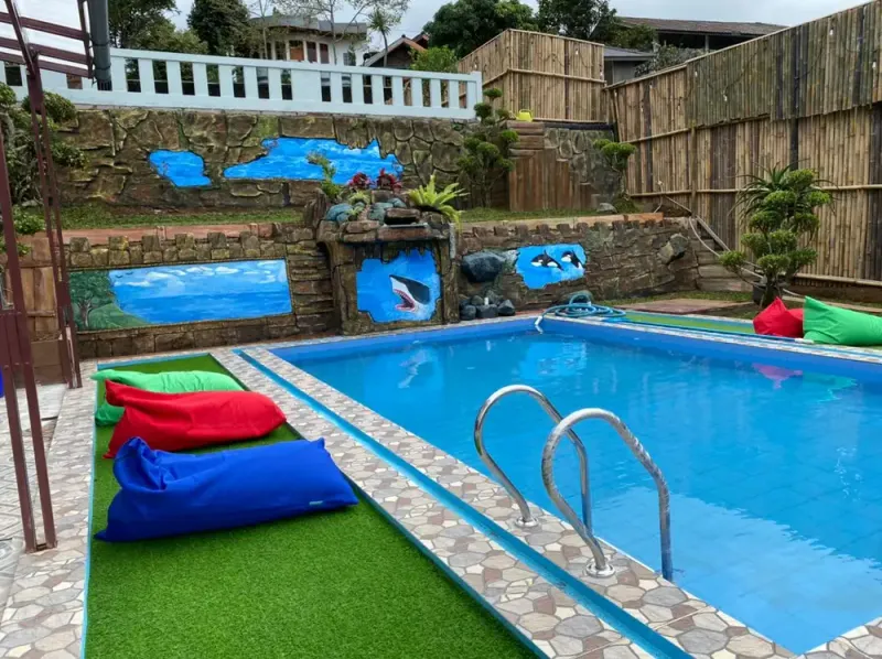 3 Villa Cisarua untuk Gathering Kantor & Acara Keluarga Besar