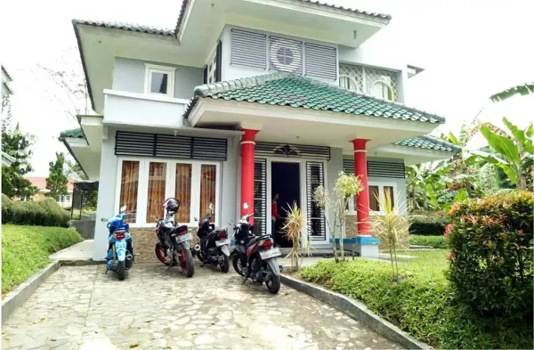 Villa Geulis Puncak Resort